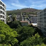 Central Urban Studio with Garden viewSwimming Pool